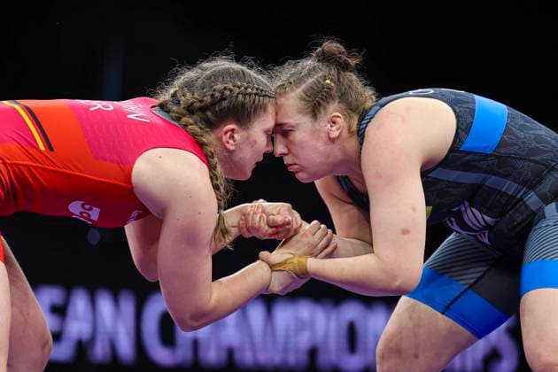 Bilder des Jahres 2024, Sport 05 Mai Sport Themen der Woche KW21 Sport Bilder des Tages U23 Wrestling European Championships 76kg WW - Mariia Orlevych (UKR) df. Laura Celine Kuehn (GER) *** U23 Wrestling European Championships 76kg WW Mariia Orlevych UKR df Laura Celine Kuehn GER Copyright: xUnitedxWorldxWrestlingx xKadirxCx United World Wrestling Kadir C