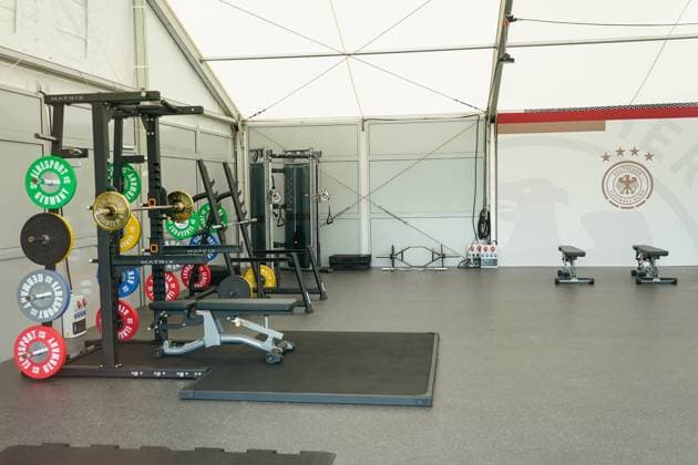 Weights in the fitness tent at the national teams training facilities at the Golf Resort Spa Weimarer Land, the accommodation for the German national team preparing for EURO 24 in Germany Blankenhain 24 05 2024 Training camp for the German national team preparing for the European Championships, Golf Resort Weimarer Land