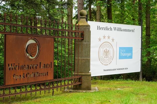Entrance to the Golf Resort Spa Weimarer Land, the accommodation for the German national team preparing for EURO 24 in Germany Blankenhain 24 05 2024 Training camp for the German national team preparing for the European Championships, Golf Resort Weimarer Land