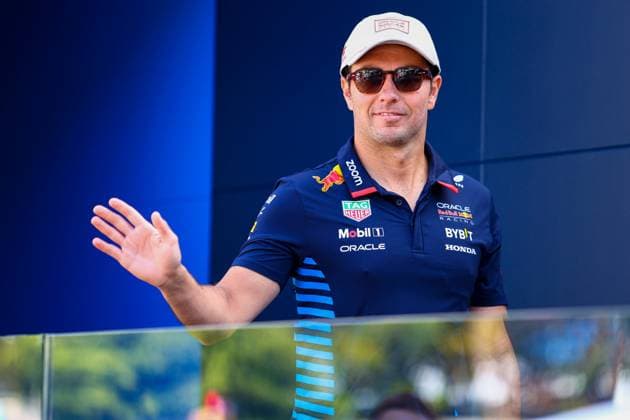 Sergio Perez of Mexico and Oracle Red Bull Racing gesturing, gestures, Practice, F1 Grand Prix of Monaco, Monaco on May 24, 2024 in Monte Carlo, Monaco Photo by Diogo Cardoso DeFodi Images Sergio Perez of Mexico and Oracle Red Bull Racing gestures arriving in the paddock, Practice, F1 Grand Prix of Monaco, Monaco on May 24, 2024 in Monte Carlo, Monaco Photo by Diogo Cardoso DeFodi Images Defodi 645 f1mon20240524 0015 Defodi-645