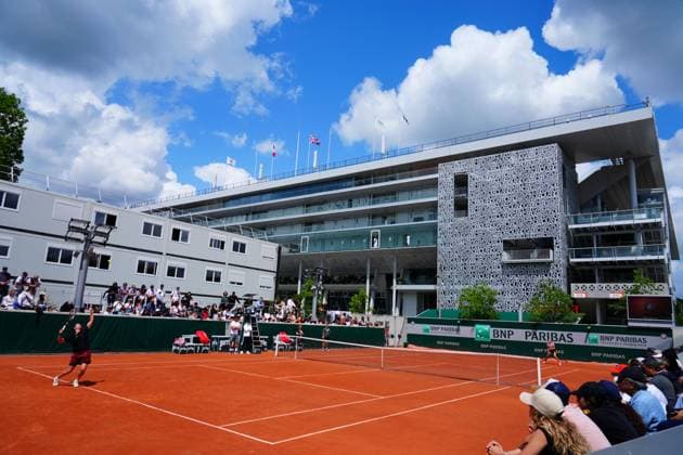 Ons Jabeur practices with Mirra Andreeva French Open Tennis, Friday Practice and Qualifying, Tennis, Roland Garros, Paris, France - 24 May 2024  Copyright: xJavierxGarcia Shutterstockx 14496645av