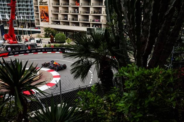 11 PEREZ Sergio (mex), Red Bull Racing RB20, action during the Formula 1 Grand Prix de Monaco 2024, 8th round of the 2024 Formula One World Championship, WM, Weltmeisterschaft from May 23 to 26, 2024 on the Circuit de Monaco, in Monaco - F1 - MONACO GRAND PRIX 2024 DPPI Panoramic  240524_R08_MONACO_DP_FGOO1285