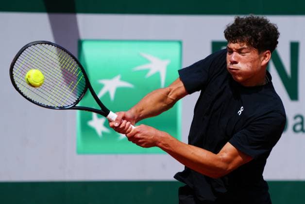 Ben Shelton practices French Open Tennis, Friday Practice and Qualifying, Tennis, Roland Garros, Paris, France - 24 May 2024  Copyright: xJavierxGarcia Shutterstockx 14496645cn