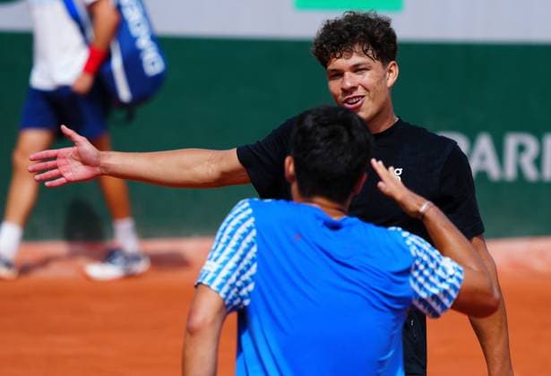 Ben Shelton practices with Mackenzie McDonald French Open Tennis, Friday Practice and Qualifying, Tennis, Roland Garros, Paris, France - 24 May 2024  Copyright: xJavierxGarcia Shutterstockx 14496645cz