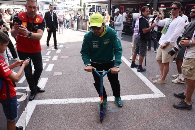 F1 Grand Prix Of Monaco 2024 Practice 3 Fernando Alonso of Aston Martin Aramco before third practice ahead of the Formula 1 Grand Prix of Monaco at Circuit de Monaco in Monaco on May 25, 2024. Monaco Monaco  Copyright: xJakubxPorzyckix originalFilename:porzycki-f1grandp240525_npzXl.jpg