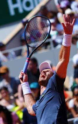 Andy Murray practices on Philippe Chatrier Court French Open Tennis, Saturday Practice and Qualifying, Tennis, Roland Garros, Paris, France - 25 May 2024  Copyright: xJavierxGarcia Shutterstockx 14496646cz