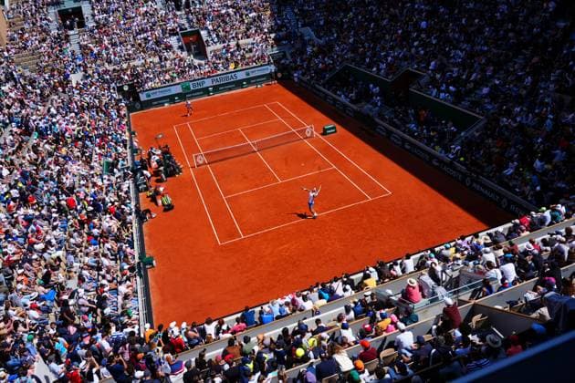 Rafa Nadal and Holger Rune practice at a packed Suzanne Lenglen Court French Open Tennis, Saturday Practice and Qualifying, Tennis, Roland Garros, Paris, France - 25 May 2024  Copyright: xJavierxGarcia Shutterstockx 14496646dj