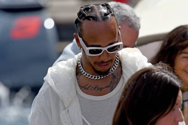 25 05 2024, xrarjax, Motorsport FIA Formula 1, Grand Prix of Monaco 2024 emspor, v l arrival Lewis Hamilton Mercedes AMG Petronas starting number 44 with Gucci sunglasses boat water harbor Monte Carlo