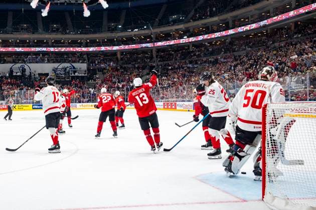 PRAGUE, CZECH REPUBLIC MAY 25 Swiss squad celebrates their second goal during the 2024 IIHF Ice Hockey World Championship Czechia Semifinal match between Canada and Switzerland at Prague Arena on May 25, 2024 in Prague Prague, Czech Republic Prague Prague Arena Czech Republic Copyright: xJustPictures.ch JarixPestelaccix jp-en-EuSpIm-JP4_JAR_Canada_Switzerland_25May_2024084