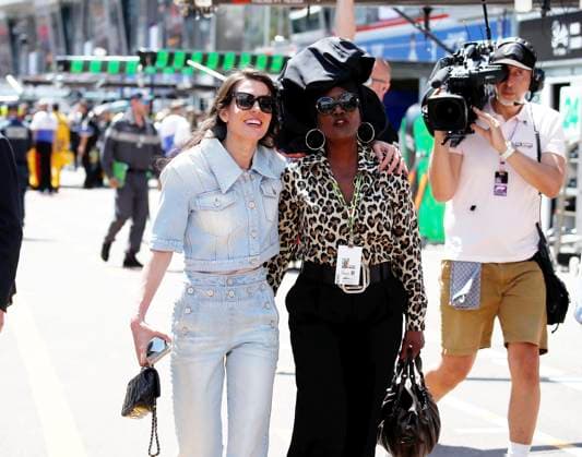 People stands grand prix PHOTOPQR NICE MATIN Dylan Meiffret ; Monaco ; 25 05 2024 ; People dans les stands avant les qualifications de Formule 1 du 81e Grand Prix de Monaco. ICi : Charlotte Casiraghi et Alexandra Khadja Nin Monaco GP May 2024 Monaco France  Copyright: xPHOTOPQR NICExMATIN MAXPPPxDylanxMeiffretx 20240525NIM8880 20240525NIM8880