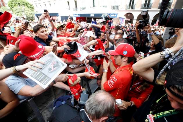 81e Grand Prix de Monaco PHOTOPQR NICE MATIN Dylan Meiffret ; Monaco ; 25 05 2024 ; Charles Leclerc et Carlos Sainz de chez Ferrari, Lewis Hamilton et George Russell de chez Mercedes, Max Verstappen et Sergio Perez de chez Red Bull sont venus a la rencontre des fans dans la Fan Zone. Monaco GP May 2024 Monaco France  Copyright: xPHOTOPQR NICExMATIN MAXPPPxDylanxMeiffretx 20240525NIM8929 20240525NIM8929