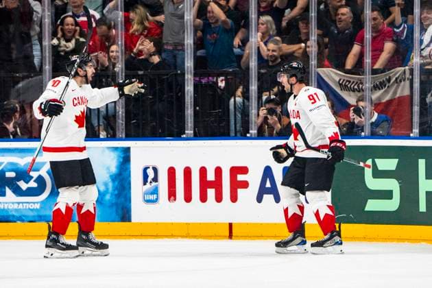 PRAGUE, CZECH REPUBLIC MAY 25 John Tavares of Canada R celebrates his goal during the 2024 IIHF Ice Hockey World Championship Czechia Semifinal match between Canada and Switzerland at Prague Arena on May 25, 2024 in Prague, Czech Republic Prague Prague Arena Czech Republic Copyright: xJustPictures.ch JarixPestelaccix jp-en-EuSpIm-JP4_JAR_Canada_Switzerland_25May_2024257