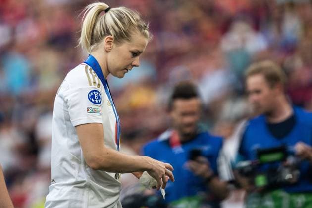 240525 Ada Hegerberg of Lyon looks dejected after the UEFA Womens Champions League final between Barcelona and Lyon on May 25, 2024 in Bilbao Photo Ludvig Thunman BILDBYRAN kod LT LT0620 fotboll football soccer fotball champions league barcelona lyon dam bbeng final champions league final final 2024 depp  Copyright: LUDVIGxTHUNMAN BB240525LT125