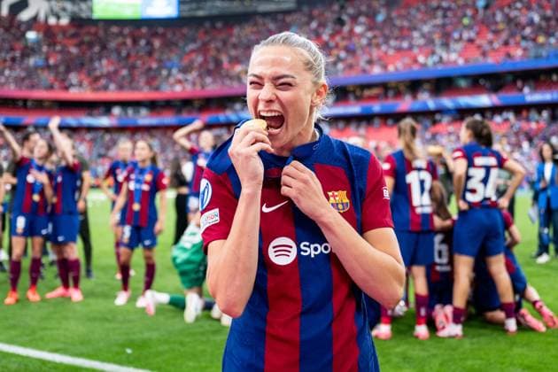240525 Fridolina Rolfö of Barcelona celebrates after the UEFA Women s Champions League final between Barcelona and Lyon on May 25, 2024 in Bilbao Photo Ludvig Thunman BILDBYRAN kod LT LT0620 fotboll football soccer fotball champions league barcelona lyon dam bbeng final champions league final final 2024 jubel  Copyright: LUDVIGxTHUNMAN BB240525LT137