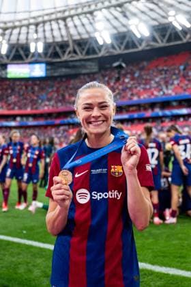 240525 Fridolina Rolfö of Barcelona celebrates after the UEFA Women s Champions League final between Barcelona and Lyon on May 25, 2024 in Bilbao Photo Ludvig Thunman BILDBYRAN kod LT LT0620 fotboll football soccer fotball champions league barcelona lyon dam bbeng final champions league final final 2024 jubel  Copyright: LUDVIGxTHUNMAN BB240525LT141