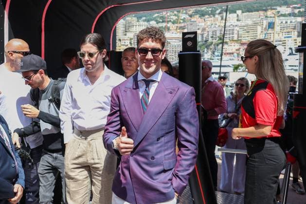 Footballer Dusan Vlahovic (SRB Juventus Turin, Juve) in the paddock, Race, Monaco Grand Prix, Motorsport, Men, Formula 1, 26 05 2024 Monte Carlo Monaco MCO Copyright: xkolbert-press ChristianxKolbertx