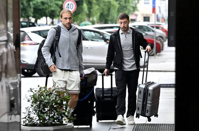 Euro 2024, Nationalteam Kroatien, Ankunft in Zagreb Croatia Football national team, Nationalteam Croatia s players Lovro Majer and Josip Juranovic arrive in Hotel Sheration in Zagreb, Croatia, on May 26, 2024. ahead of the UEFA EURO, EM, Europameisterschaft,Fussball 2024. MarkoxLukunic PIXSELL