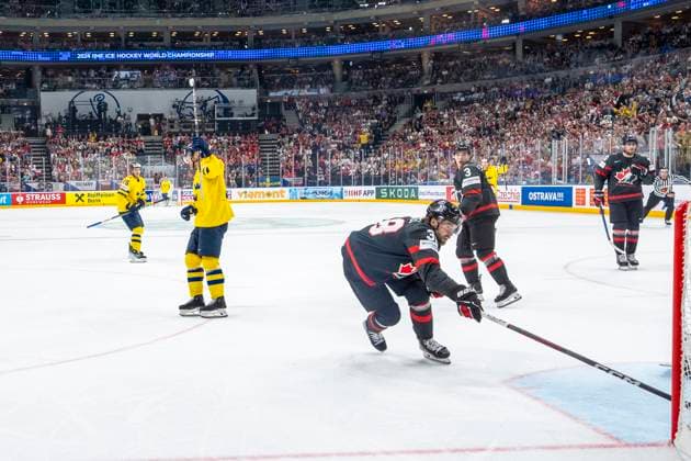 PRAGUE, CZECH REPUBLIC MAY 26 Carl Grundstrom of Sweden L celebrates his goal during 2024 IIHF Ice Hockey World Championship Czechia Third Place Match between Sweden and Canada at Prague Arena on May 26, 2024 in Prague Prague, Czech Republic Prague Prague Arena Czech Republic Copyright: xJustPictures.ch JarixPestelaccix jp-en-EuSpIm-JP4_JAR_Sweden_Canada_26May_2024017