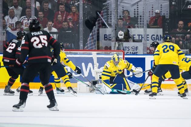 240526 Goaltender Filip Gustavsson of Sweden during the 2024 IIHF Ice Hockey World Championship bronze medal game between Sweden and Canada on May 26, 2024 in Prague Photo Maxim Thore BILDBYRAN kod MT MT0605 ishockey ice hockey ishockey vm sweden canada 2024 iihf ice hockey world championship bbeng bronsmatch sverige kanada  Copyright: MAXIMxTHORE BB240526MT019