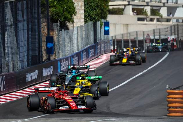 55 SAINZ Carlos (spa), Scuderia Ferrari SF-24, action during the Formula 1 Grand Prix de Monaco 2024, 8th round of the 2024 Formula One World Championship, WM, Weltmeisterschaft from May 23 to 26, 2024 on the Circuit de Monaco, in Monaco - F1 - MONACO GRAND PRIX 2024 DPPI Panoramic  240526_R08_MONACO_DP_FG005887
