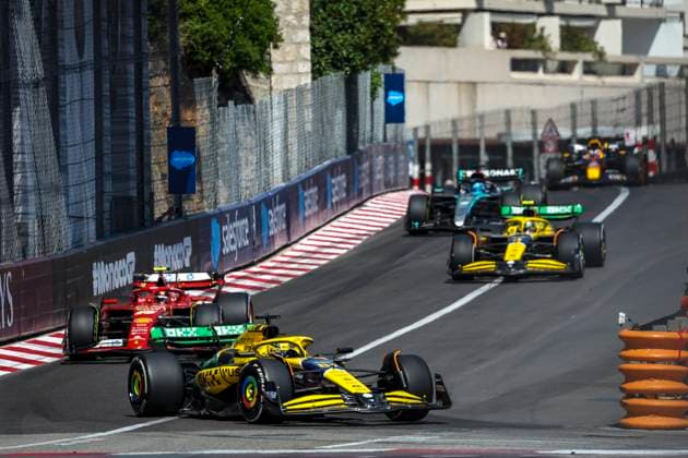 81 PIASTRI Oscar (aus), McLaren F1 Team MCL38, action during the Formula 1 Grand Prix de Monaco 2024, 8th round of the 2024 Formula One World Championship, WM, Weltmeisterschaft from May 23 to 26, 2024 on the Circuit de Monaco, in Monaco - F1 - MONACO GRAND PRIX 2024 DPPI Panoramic  240526_R08_MONACO_DP_FG005881