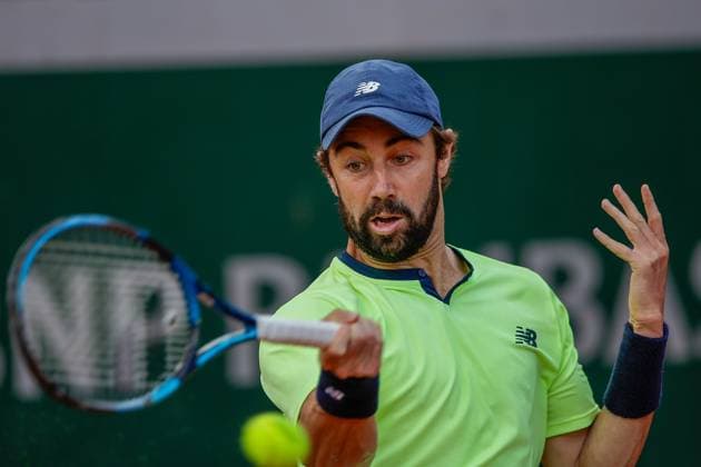 26 05 2024 Tennis, French Open 2024 Roland Garros, FRA, Paris, Men™s Singles Court 9 FIRST ROUND Jordan Thompson AUS Maximilian Marterer GER Picture from left Jordan Thompson AUS plays a forehand Copyright: HMBxMedia AntonioxBorga