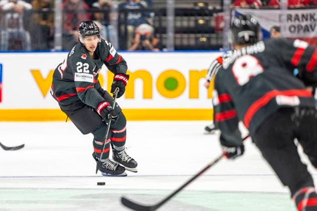 PRAGUE, CZECH REPUBLIC MAY 26 Dylan Cozens of Canada in action during 2024 IIHF Ice Hockey World Championship Czechia Third Place Match between Sweden and Canada at Prague Arena on May 26, 2024 in Prague Prague, Czech Republic Prague Prague Arena Czech Republic Copyright: xJustPictures.ch JarixPestelaccix jp-en-EuSpIm-JP4_JAR_Sweden_Canada_26May_2024107