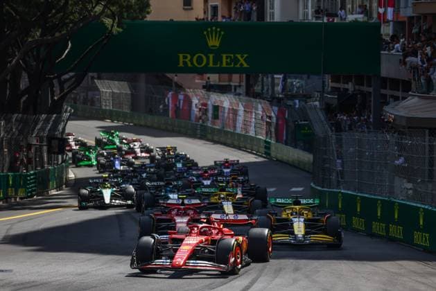 May 26, 2024, Monte Carlo, Monaco: Charles Leclerc of Ferrari leads after the start of the F1 Grand Prix of Monaco at Circuit de Monaco on May 26, 2024 in Monte-Carlo, Monaco. Monte Carlo Monaco - ZUMAz156 0481380748st Copyright: xBeataxZawrzelx