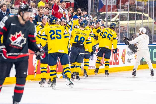 PRAGUE, CZECH REPUBLIC MAY 26 Erik Karlsson of Sweden celebrates his goal during 2024 IIHF Ice Hockey World Championship Czechia Third Place Match between Sweden and Canada at Prague Arena on May 26, 2024 in Prague Prague, Czech Republic Prague Prague Arena Czech Republic Copyright: xJustPictures.ch JarixPestelaccix jp-en-EuSpIm-JP4_JAR_Sweden_Canada_26May_2024179