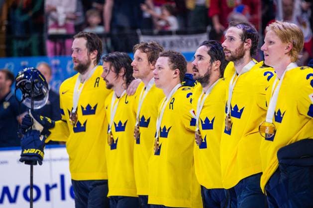 SWEDEN CANADA BRONZE MEDAL GAME IIHF World Championship, WM, Weltmeisterschaft 2024 CZECHIA PRAGUE - OSTRAVA Victor Hedman, Lucas Raymondy, Erik Karlsson of Sweden and during the bronze medal game of the IIHF Ice hockey, Eishockey World Championship Czechia Prague - Ostrava between Sweden and Canada. O2 Arena, Prague, Czechia, May 26, 2024. PUBLICATION NOT IN SLOVAKIA PUBLICATION NOT IN SVK Prague Copyright: xBranislavxRackox AS0I7604