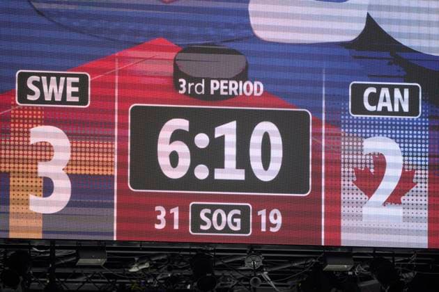 Carl Grundstrom SWE Nr. 91 celebrates his 3-2 goal, happy, laugh, celebration, with Adrian Kempe SWE Nr. 9 Victor HEDMAN, SWE 77 in the Bronze Medal game SWEDEN - CANADA 3-2 of the IIHF Ice hockey, Eishockey World Championship, WM, Weltmeisterschaft in Prague, Czechia, May 26, 2024, Season 2023 2024