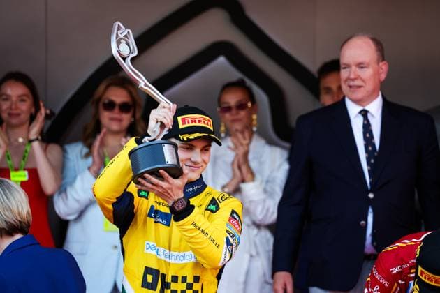 PIASTRI Oscar (aus), McLaren F1 Team MCL38, portrait during the Formula 1 Grand Prix de Monaco 2024, 8th round of the 2024 Formula One World Championship, WM, Weltmeisterschaft from May 23 to 26, 2024 on the Circuit de Monaco, in Monaco - F1 - MONACO GRAND PRIX 2024 DPPI Panoramic  240526_R08_MONACO_DP_FGOO7311