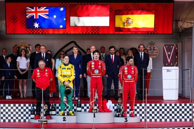 Podium: LECLERC Charles (mco), Scuderia Ferrari SF-24, PIASTRI Oscar (aus), McLaren F1 Team MCL38, SAINZ Carlos (spa), Scuderia Ferrari SF-24, BEN SULAYEM Mohammed (uae), President of the FIA, portrait during the Formula 1 Grand Prix de Monaco 2024, 8th round of the 2024 Formula One World Championship, WM, Weltmeisterschaft from May 23 to 26, 2024 on the Circuit de Monaco, in Monaco - F1 - MONACO GRAND PRIX 2024 DPPI Panoramic 240526_R08_MONACO_DP_FGOO7387