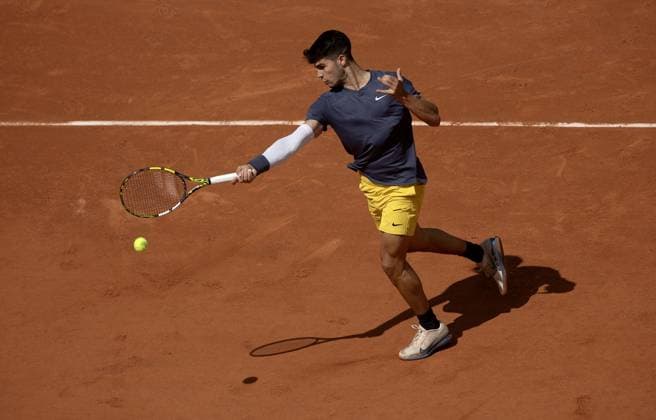 Carlos Alcaraz of Spain in action French Open Tennis, Day 1, Tennis, Roland Garros, Paris, France - 26 May 2024  Copyright: xEllaxLing Shutterstockx 14496648ag
