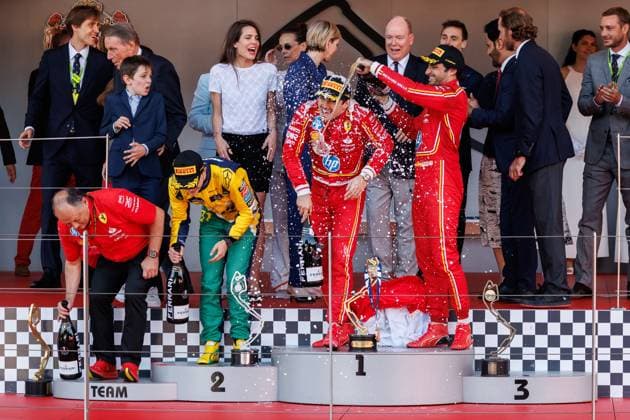 Charles Leclerc Scuderia Ferrari HP, 16 gets a champagne shower from Carlos Sainz Scuderia Ferrari HP, 55, Monaco Grand Prix, Motorsport, Formula 1, 2023 season, 26 05 2024 Monaco Grand Prix, Motorsport, Formula 1, 2023 season, 26 05 2024 Monte Carlo Copyright: xEibner-Pressefoto AlexanderxNeisx EP_ANS
