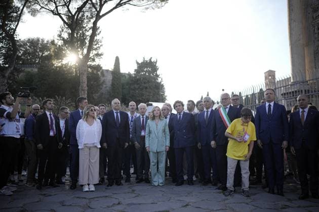 Italian Prime Minister Giorgia Meloni and Urbano Cairo during the stage 21 of the of the Giro d Italia from Rome to Rome, Italy. Sunday, May 26, 2024 cycling  Copyright: xMarcoxAlpozzix xLaPressex