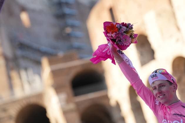 Poga& x10d;ar Tadej (Team Uae Emirates) pink jersey on the podium during the stage 21 of the of the Giro d Italia from Rome to Rome, Italy. Sunday, May 26, 2024 cycling  Copyright: xGianxMattiaxD Albertox xLaPressex