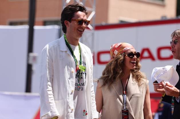 Scotty James Snowboarder , Chloe Stroll Saengerin , MCO, Monaco, Formula 1 World Championship, Monaco Grand Prix, 26 05 2024 MCO, Formula 1 World Championship, Monaco Grand Prix, 26 05 2024 Monaco Copyright: xEibner-Pressefoto AnnikaxGrafx EP_AGF