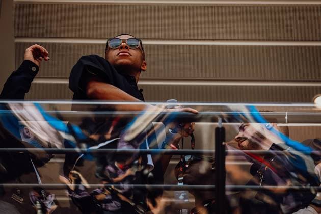 FORMULA 1 GRAND PRIX DE MONACO SPORTPIXPRESS MAXPPP - MONACO 26 05 2024 FORMULA 1 GRAND PRIX DE MONACO mbappe (kylian) leaning on the FIA balcony before the race MONACO CIRCUIT DE MONACO MONACO  Copyright: xMAXPPPxSPORTPIXPRESSx HD1248 HD1248
