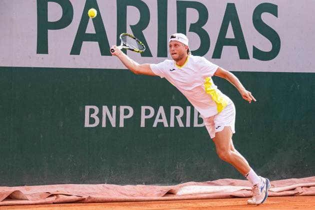 Alexandre Muller (FRA) TENNIS : Roland Garros 2024 - Paris - 26 05 2024 BaptisteAutissier Panoramic 