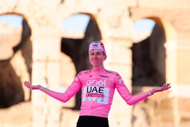 Pogacar Tadej (Team Uae Emirates) pink jersey on the podium with the trophy after the victory of the race during the stage 21 of the Giro d Italia from Roma to Roma, Italy. Sunday, May 26, 2024.  Copyright: xFabioxFerrari xLaPressex