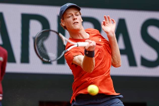 May 27, 2024, Paris, Paris, France: Jannik Sinner(ITA) in action during the tennis Grand Slamt of Roland Garros 2024, day 1, match between Christopher Eubanks (USA) and Jannik Sinner(ITA) at Roland Garros Stadium - on May 23 2024.Paris - France Paris France - ZUMAb253 20240527_zsp_b253_026 Copyright: xLoicxBaratouxx