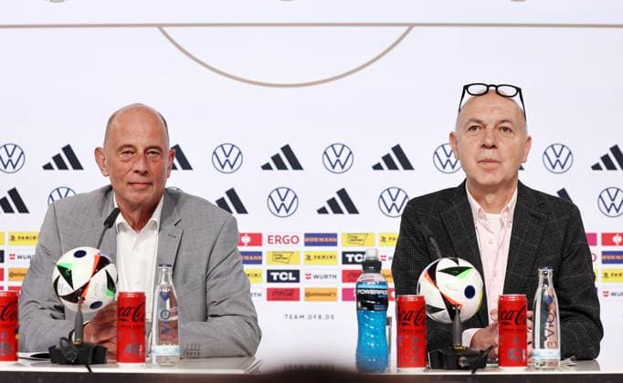 DFB press conference national team Blankenhain, 27 05 2024, media center in Blankenhain Castle , Thuringia Training camp of the German national soccer team before UEFA EURO 2024 , press conference In the picture from l Thuringias Minister of Economics Wolfgang Tiefensee and DFB President Bernd Neuendorf , Picture Point
