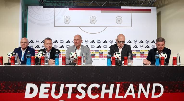 DFB press conference national team Blankenhain, 27 05 2024, media center in Blankenhain Castle , Thuringia Training camp of the German national soccer team before UEFA EURO 2024 , press conference with Thuringias Minister of Economics Wolfgang Tiefensee 3 f l and DFB President Bernd Neuendorf 4 f l , Picture Point
