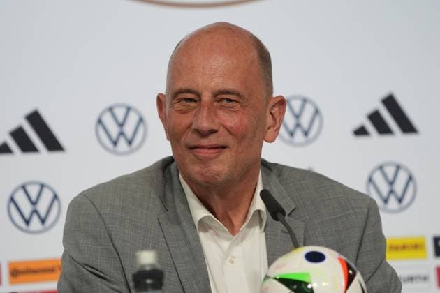 Thuringias Economics Minister Wolfgang Tiefensee Blankenhain 27 05 2024 Training camp for the German national team in preparation for the European Championship, Golf Resort Weimarer Land