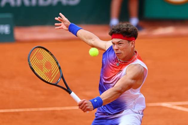 2024.05.27 Paryz Tenis French Open Roland Garros 2024 Ben Shelton - Hugo Gaston N Z Ben Shelton Foto Pawel Andrachiewicz PressFocus 2024.05.27 Paris Tennis French Open Roland Garros 2024 Ben Shelton - Hugo Gaston Ben Shelton Photo Pawel Andrachiewicz PressFocus NEWSPIX.PL --- Newspix.pl POLAND OUT!  20240527_PF_PA092