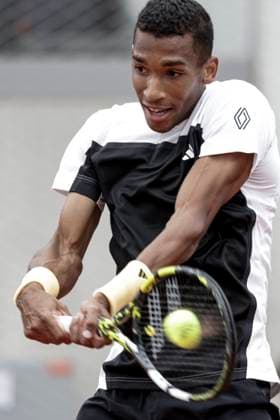 TENNIS - French Open 2024 PARIS,FRANCE,27.MAY.24 - TENNIS - ATP, Tennis Herren World Tour, French Open, Roland Garros, Grand Slam. Image shows Felix Auger-Aliassime (CAN).  GEPAxpictures xPatrickxSteiner