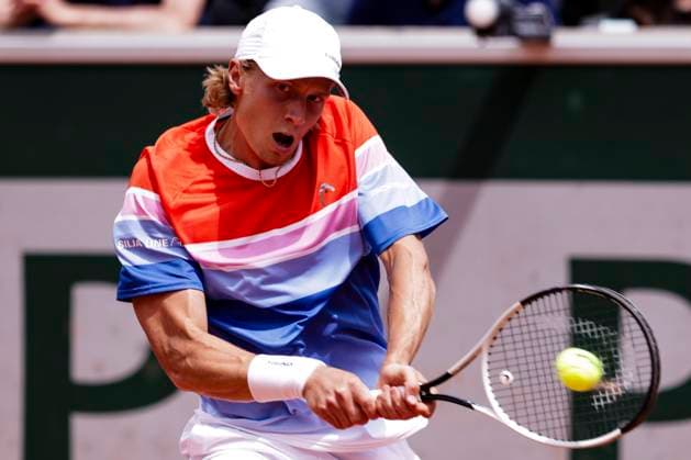 TENNIS - French Open 2024 PARIS,FRANCE,27.MAY.24 - TENNIS - ATP, Tennis Herren World Tour, French Open, Roland Garros, Grand Slam. Image shows Emil Ruusuvuori (FIN).  GEPAxpictures xPatrickxSteiner