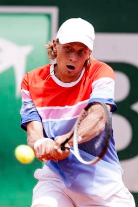 TENNIS - French Open 2024 PARIS,FRANCE,27.MAY.24 - TENNIS - ATP, Tennis Herren World Tour, French Open, Roland Garros, Grand Slam. Image shows Emil Ruusuvuori (FIN).  GEPAxpictures xPatrickxSteiner