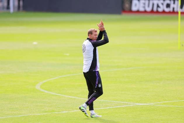 National coach Julian Nagelsmann Germany claps his hands, public training day 1, training camp of the German national team, Ernst Abbe Sportfeld, 27 05 2024, Jena, Germany